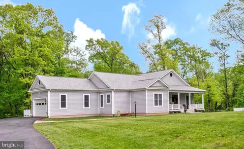 4201 Masters Ct, Haymarket, VA 20169