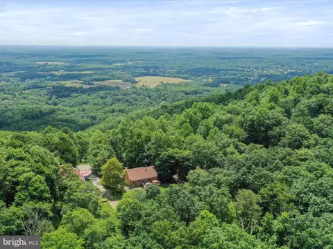 2302 Lookout Rd, Haymarket, VA 20169