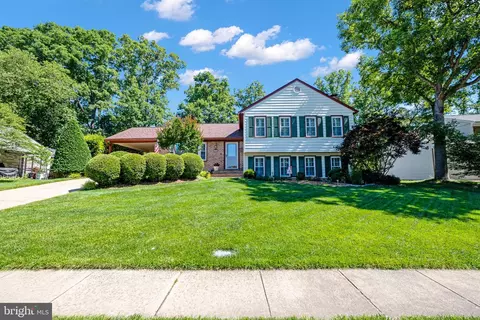 2714 Deepford Dr, Woodbridge, VA 22192