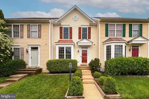 3854 Koval Ln, Woodbridge, VA 22192