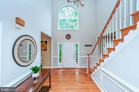Entry Way - 8541 Tommy Ct, Manassas, VA 20112 photo 2 of 5