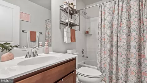 18283 Summit Pointe Dr, Triangle, VA 22172 photo 35