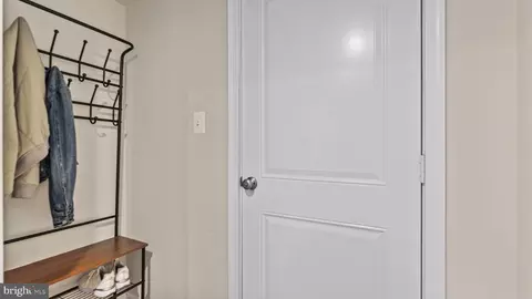 18283 Summit Pointe Dr, Triangle, VA 22172 photo 29