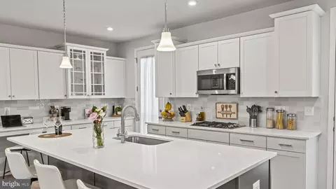 18283 Summit Pointe Dr, Triangle, VA 22172 photo 15
