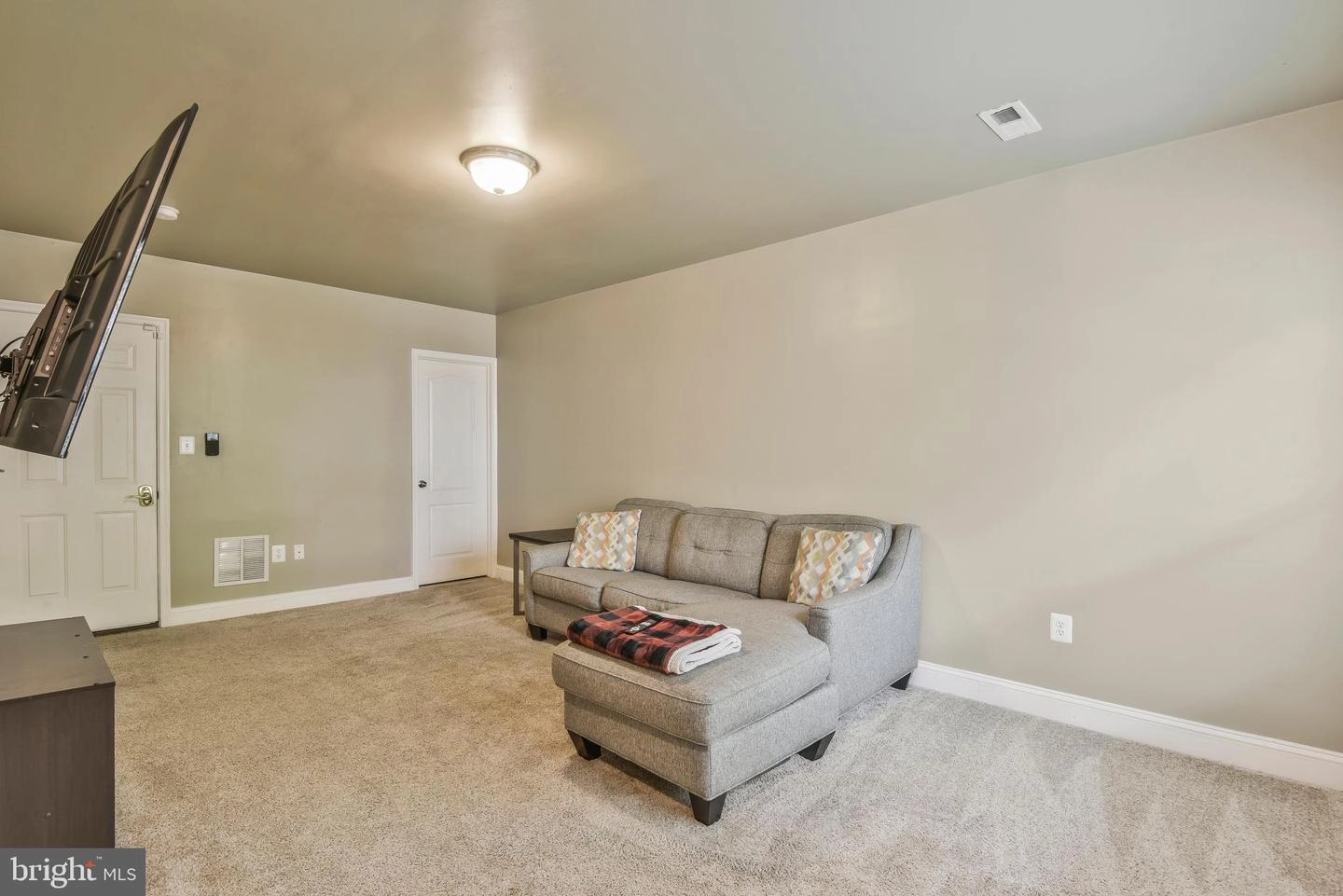 4312 Potomac Highlands Cir, Triangle, VA 22172 photo 7