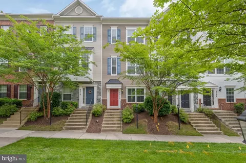 4312 Potomac Highlands Cir, Triangle, VA 22172