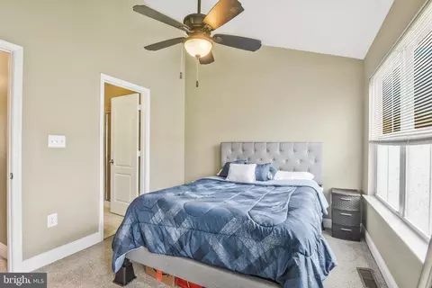 4312 Potomac Highlands Cir, Triangle, VA 22172 photo 18