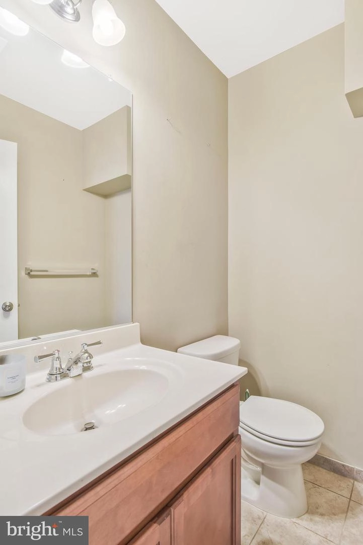 4312 Potomac Highlands Cir, Triangle, VA 22172 photo 9
