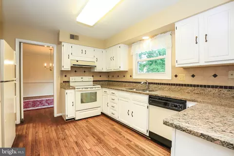 13989 Dancing Twig Dr, Gainesville, VA 20155 photo 16