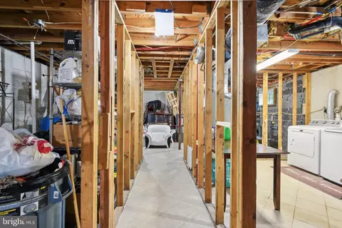 8018 Sinclair Mill Rd, Manassas, VA 20112 photo 28