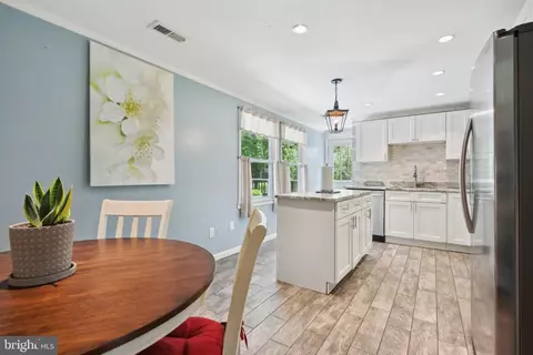 8018 Sinclair Mill Rd, Manassas, VA 20112 photo 10