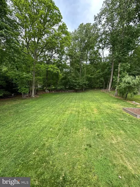8018 Sinclair Mill Rd, Manassas, VA 20112 photo 4