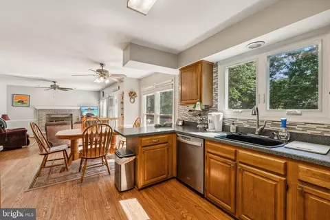 13902 Shadow Fox Ct, Gainesville, VA 20155 photo 11