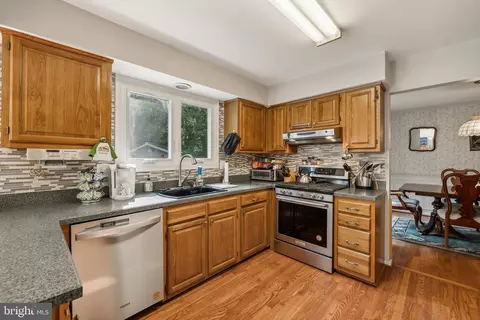 13902 Shadow Fox Ct, Gainesville, VA 20155 photo 12