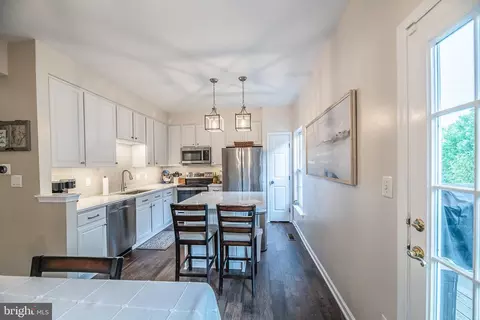 7261 Traphill Way, Gainesville, VA 20155 photo 3