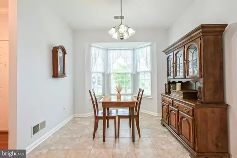 4022 Lunar Eclipse Dr, Dumfries, VA 22025 photo 15