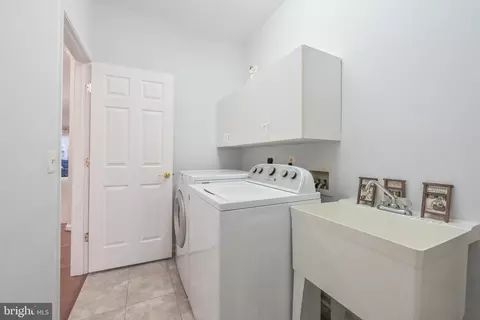 4022 Lunar Eclipse Dr, Dumfries, VA 22025 photo 12