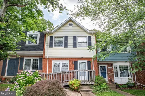 14881 Emberdale Dr, Woodbridge, VA 22193