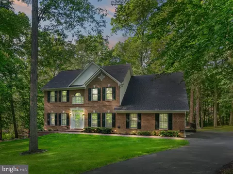 6240 Happy Creek Rd, Manassas, VA 20112