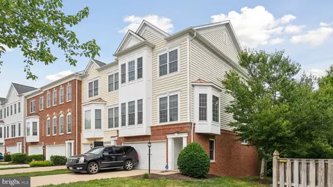 14593 Crossfield Way, Woodbridge, VA 22191