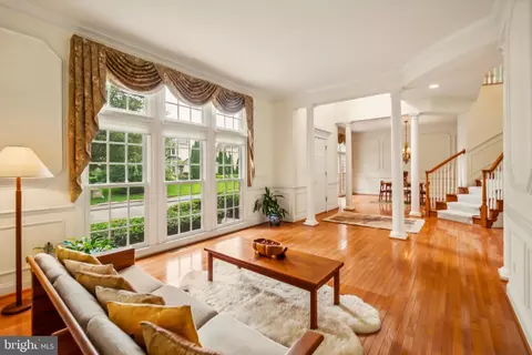 Living - 8337 Roxborough Loop, Gainesville, VA 20155 photo 1 of 7