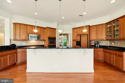 Kitchen - 8337 Roxborough Loop, Gainesville, VA 20155 photo 4 of 5