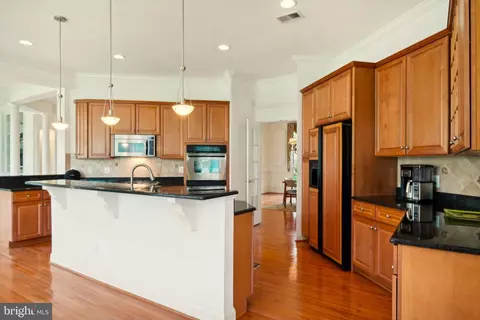 Kitchen - 8337 Roxborough Loop, Gainesville, VA 20155 photo 3 of 5