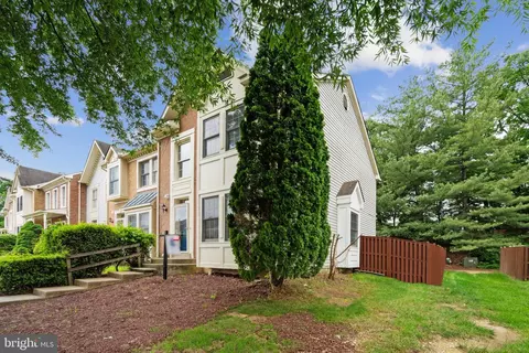 13172 Tory Loop, Woodbridge, VA 22192