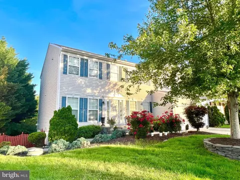 3068 Vidalia Ct, Dumfries, VA 22026