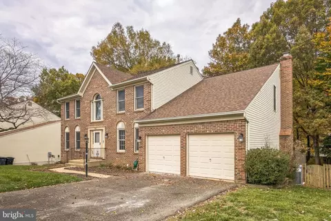 3741 Hetten Ln, Woodbridge, VA 22193