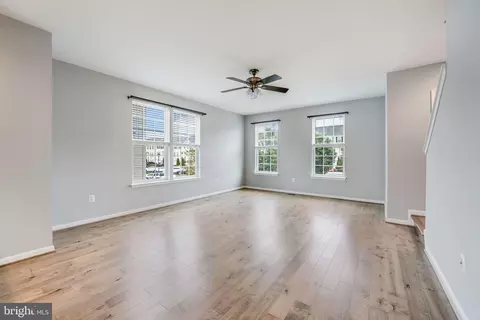 8360 Scotland Loop, Manassas, VA 20109 photo 5
