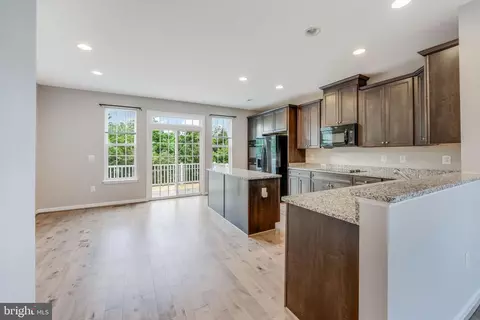 8360 Scotland Loop, Manassas, VA 20109 photo 6
