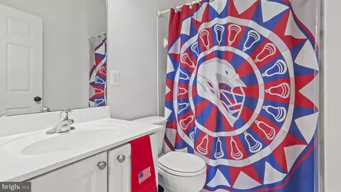 Bath - 7313 Great Mere Ct, Manassas, VA 20112 photo 2 of 5