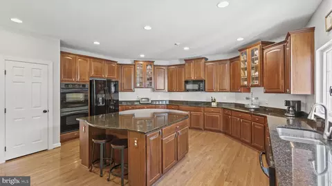 Kitchen - 7313 Great Mere Ct, Manassas, VA 20112 photo 1 of 2