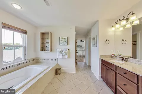 17205 Flatstick, Dumfries, VA 22026 photo 32