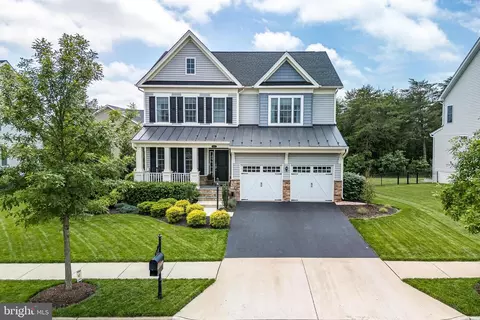 15213 Sky Valley Dr, Haymarket, VA 20169