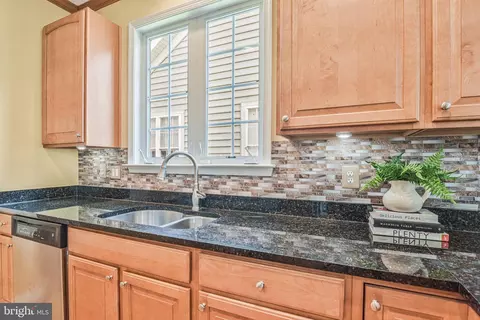 13372 Fieldstone Way, Gainesville, VA 20155 photo 11