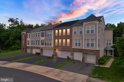 9093 Ribbon Falls Loop, Bristow, VA 20136