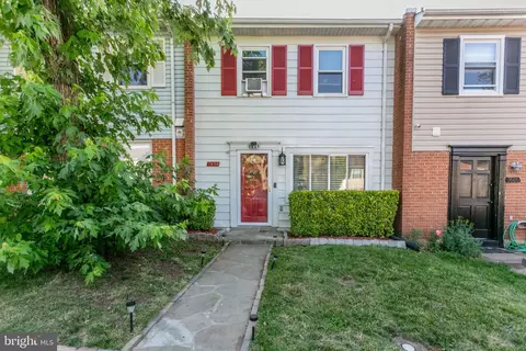 7608 Shelley Ln, Manassas, VA 20111