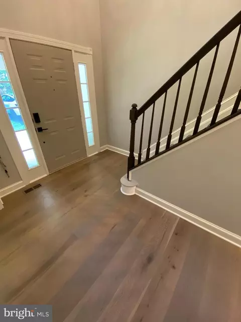 Entry Way - 13071 Pershing Dr, Manassas, VA 20112 photo 4 of 15
