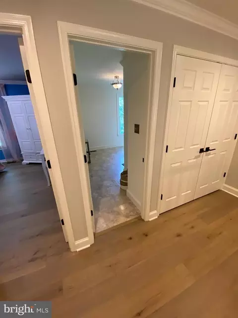 Entry Way - 13071 Pershing Dr, Manassas, VA 20112 photo 14 of 15