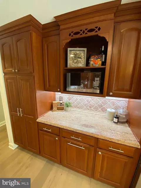 Kitchen - 13071 Pershing Dr, Manassas, VA 20112 photo 7 of 11