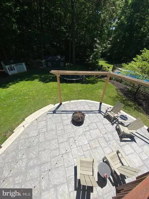 Exterior - 13071 Pershing Dr, Manassas, VA 20112 photo 17 of 36