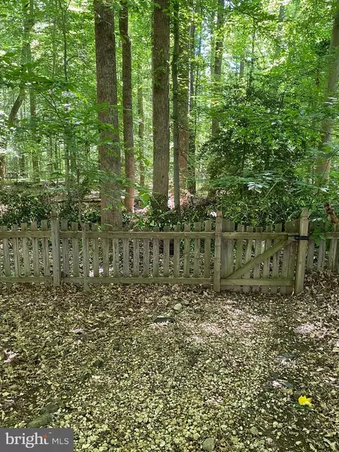 Exterior - 13071 Pershing Dr, Manassas, VA 20112 photo 19 of 36