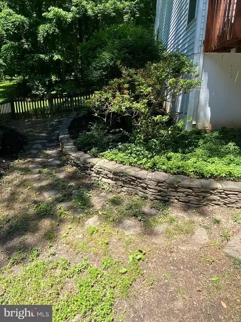 Exterior - 13071 Pershing Dr, Manassas, VA 20112 photo 26 of 36