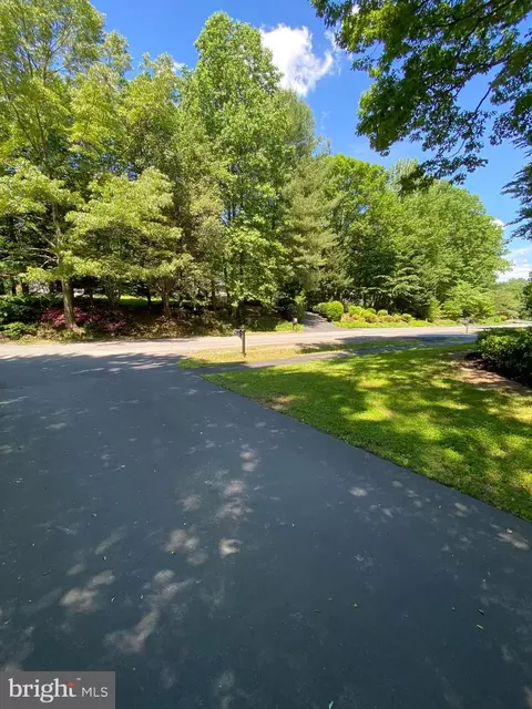 Other - 13071 Pershing Dr, Manassas, VA 20112 photo 1 of 47