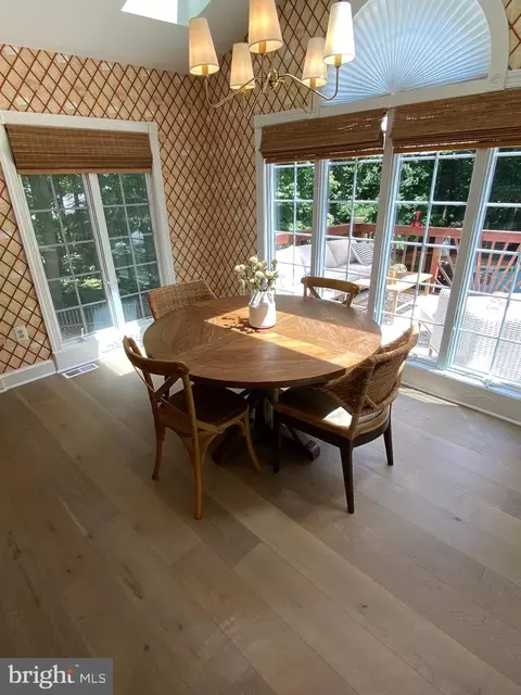 Dining - 13071 Pershing Dr, Manassas, VA 20112 photo 3 of 3