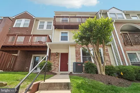 12592 Kempston Ln, Woodbridge, VA 22192