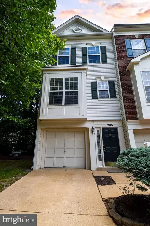 12187 Caithness Cir, Bristow, VA 20136