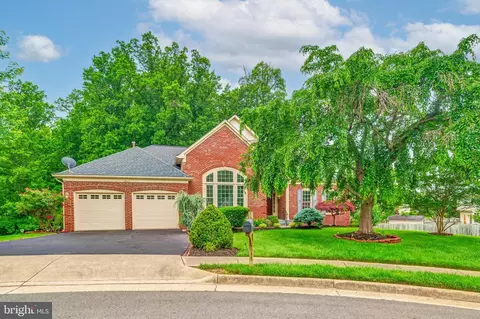 1846 Strickland Ct, Woodbridge, VA 22191